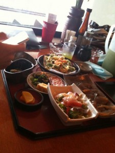 先輩は豪華な定食写真