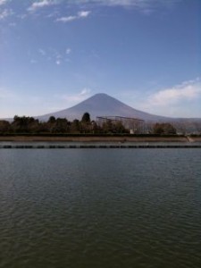 御殿場からの富士山の眺め＠東山湖