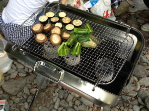 野菜を焼くBBQ