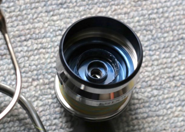 スプールの裏側