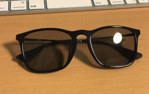 偏光サングラス