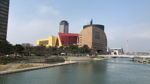 河川を乗り越えるのが辛い