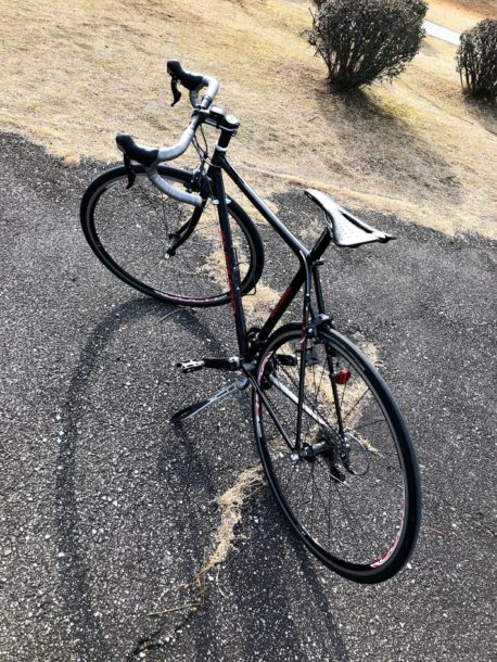 スタンドを取り付ける